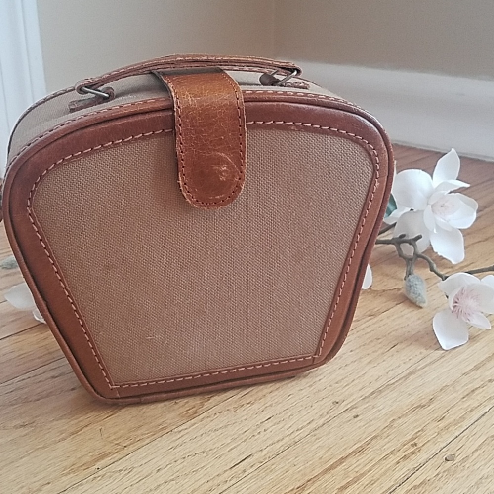 Elegant Tan and Brown Crossbody Bag
